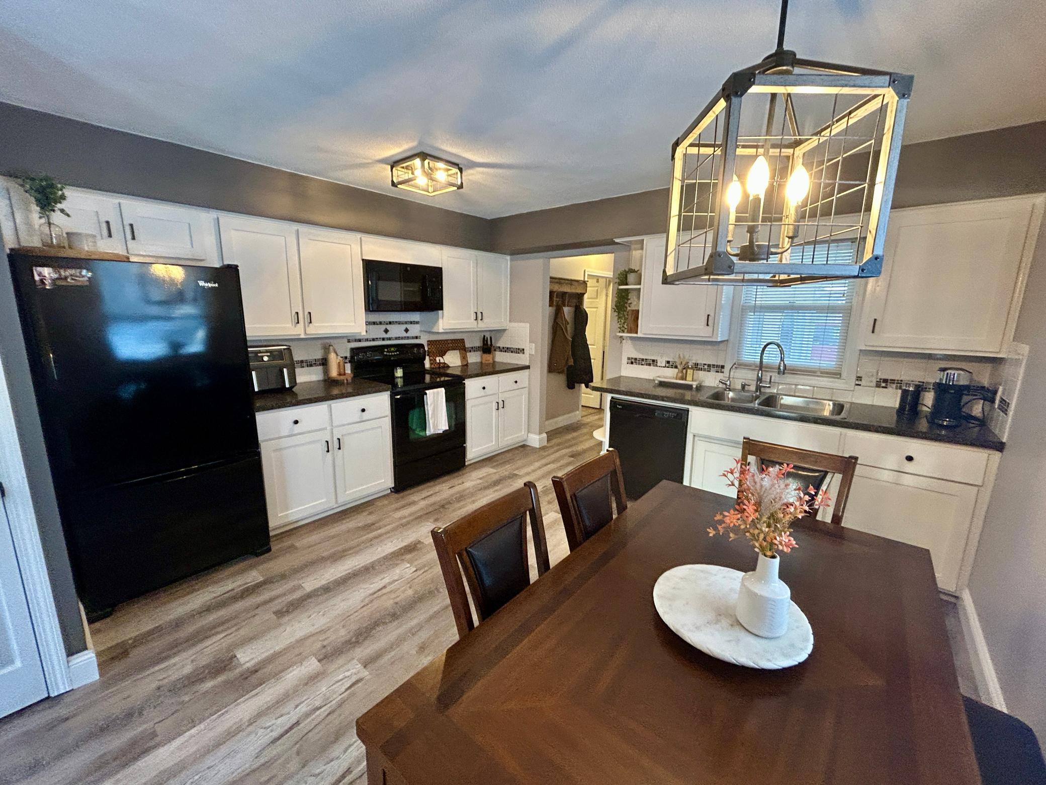 605 3rd Street Northwest Wadena, MN 56482 - Photo 10 of 26