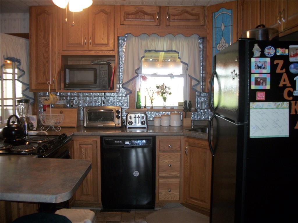 605 Mapletown Road Garards Fort, PA 15334 - Photo 3 of 20 Gallery Image 3