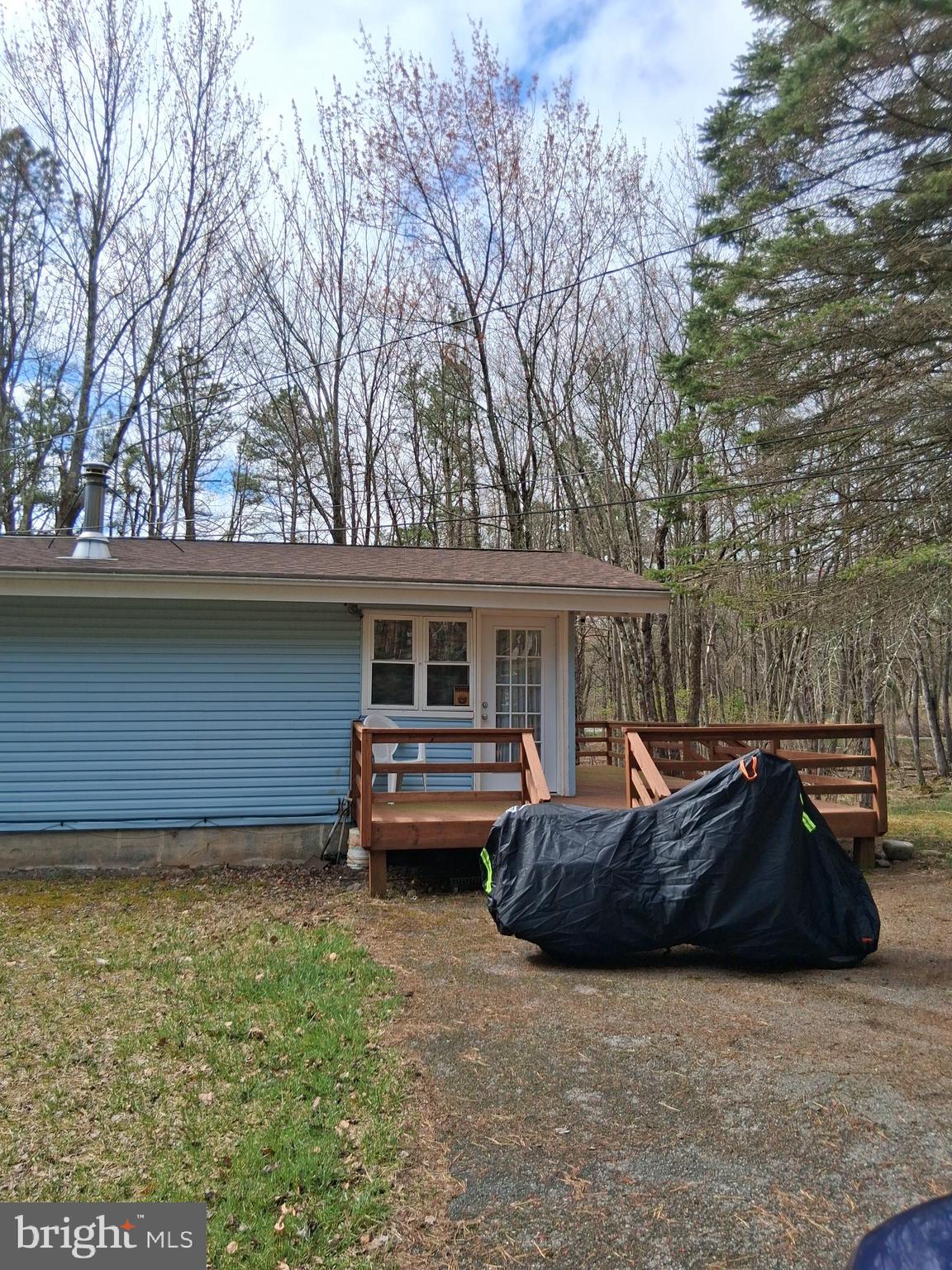 111 Sage Road Long Pond, PA 18334 - Photo 8 of 19 Side View