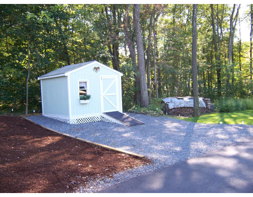 11 Old North Road Hudson, MA 01749 - Photo 3 of 10 Gallery Image 3
