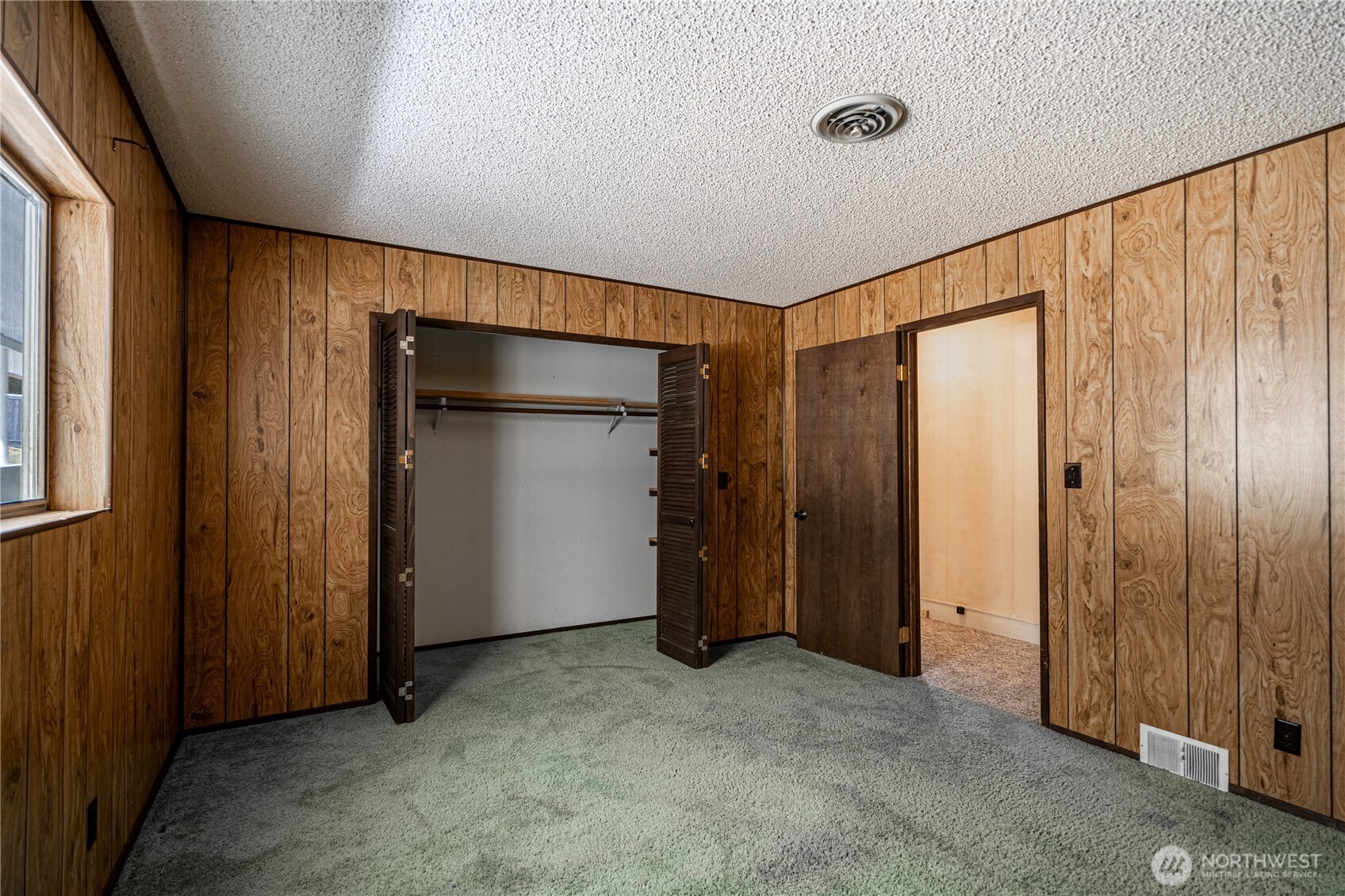15 Beebe Fish Hatchery Road Chelan, WA 98816 - Photo 24 of 40 a view of an empty room