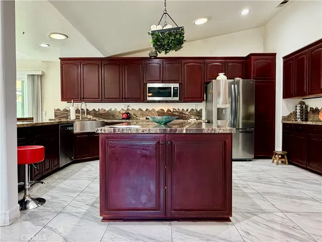 $5,500 | 3585 Ambrose Circle, Corona, CA 92882