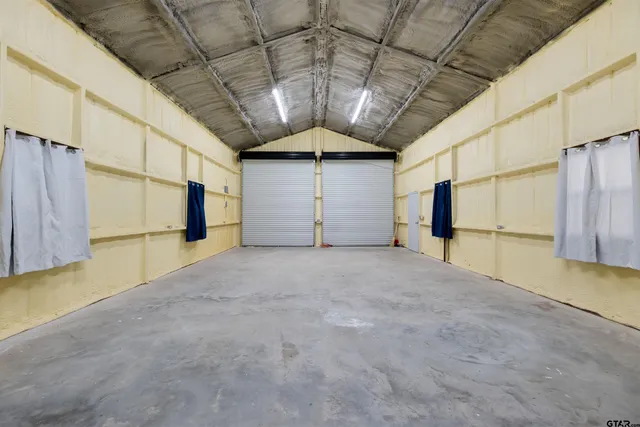 a view of a garage