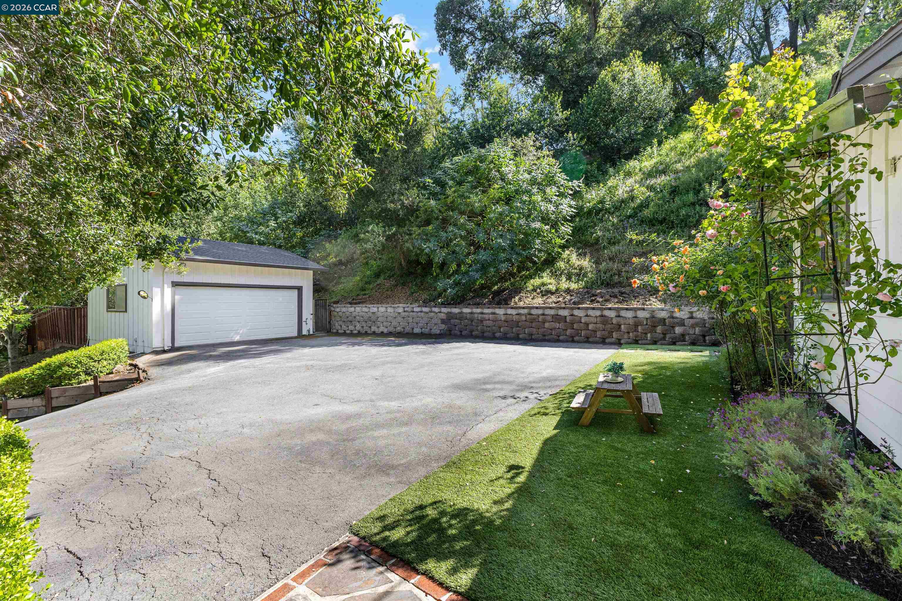 3575 Springhill Road Lafayette, CA 94549 - Photo 38 of 40