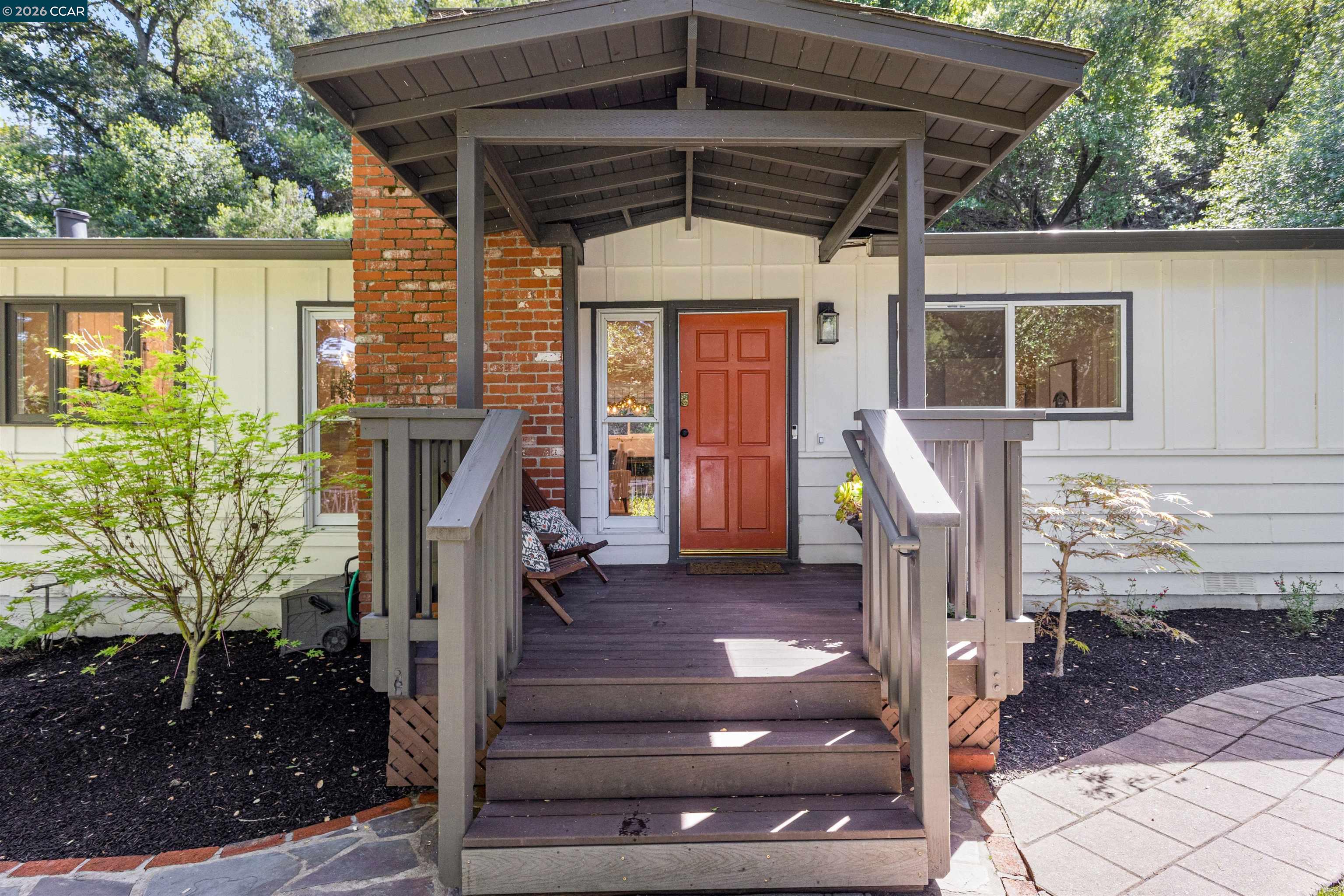 3575 Springhill Road Lafayette, CA 94549 - Photo 4 of 40