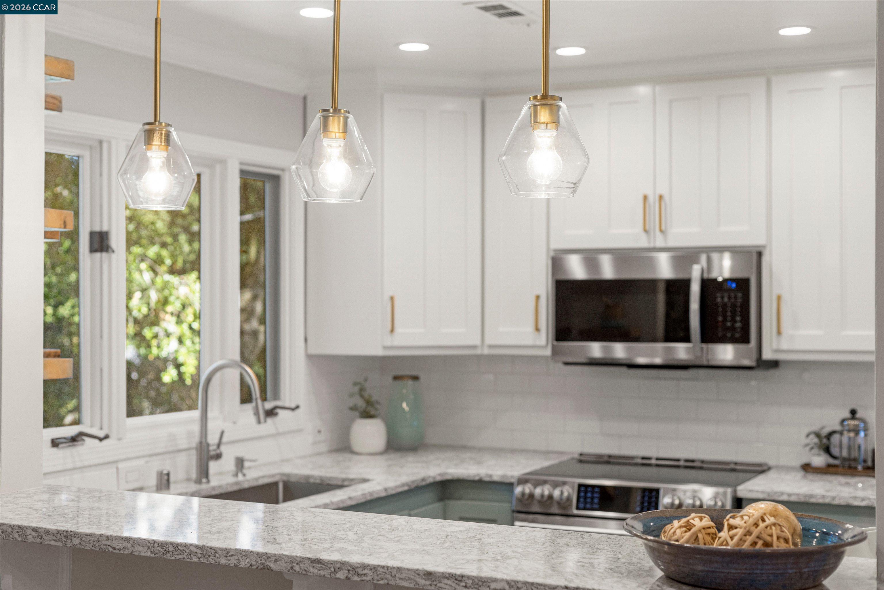 3575 Springhill Road Lafayette, CA 94549 - Photo 7 of 40