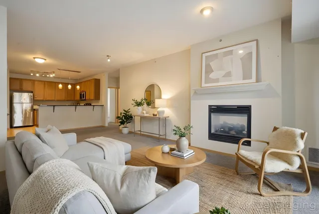 $1,745 | 1505 5th Street North, Unit 202, Hopkins, MN 55305