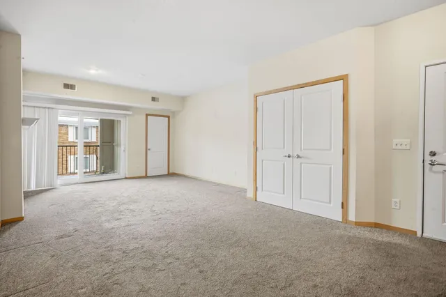 $1,745 | 1505 5th Street North, Unit 202, Hopkins, MN 55305