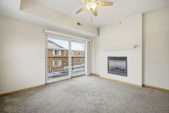 $1,745 | 1505 5th Street North, Unit 202, Hopkins, MN 55305