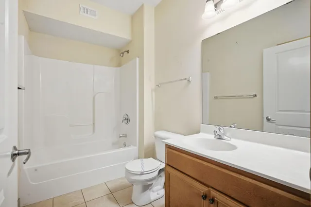 $1,745 | 1505 5th Street North, Unit 202, Hopkins, MN 55305