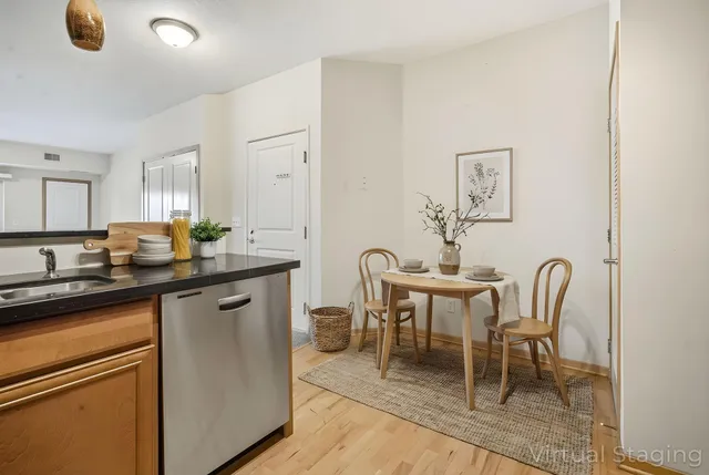 $1,745 | 1505 5th Street North, Unit 202, Hopkins, MN 55305