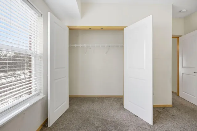 $1,745 | 1505 5th Street North, Unit 202, Hopkins, MN 55305