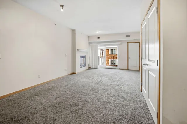 $1,745 | 1505 5th Street North, Unit 202, Hopkins, MN 55305