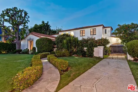 $8,950,000 | 702 North Linden Drive, Beverly Hills, CA 90210