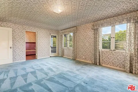 $8,950,000 | 702 North Linden Drive, Beverly Hills, CA 90210