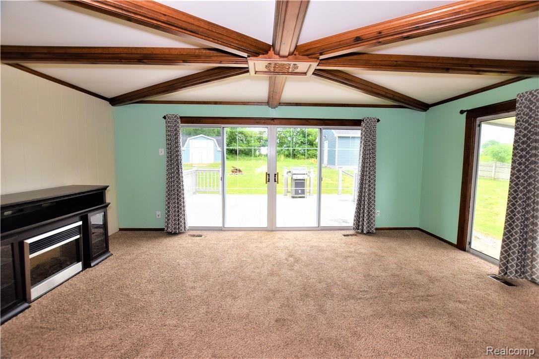 1135 Stonehenge Road Flint, MI 48532 - Photo 6 of 20 DSC_0004 (2).JPG