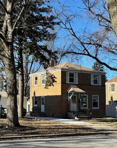 $349,000 | 22 Howard Avenue, Hillside, IL 60162