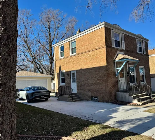 $349,000 | 22 Howard Avenue, Hillside, IL 60162