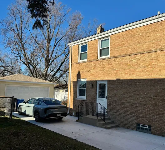 $349,000 | 22 Howard Avenue, Hillside, IL 60162