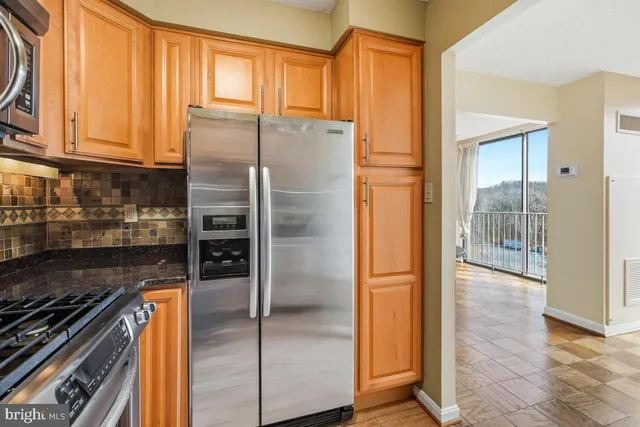 $325,000 | 2100 Washington Avenue, Unit 9B, Silver Spring, MD 20910