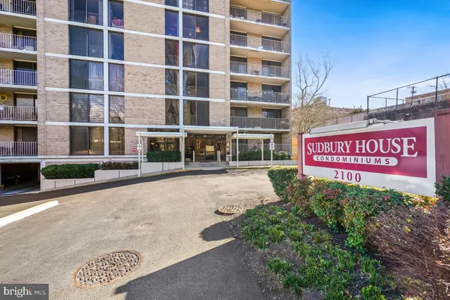 $325,000 | 2100 Washington Avenue, Unit 9B, Silver Spring, MD 20910