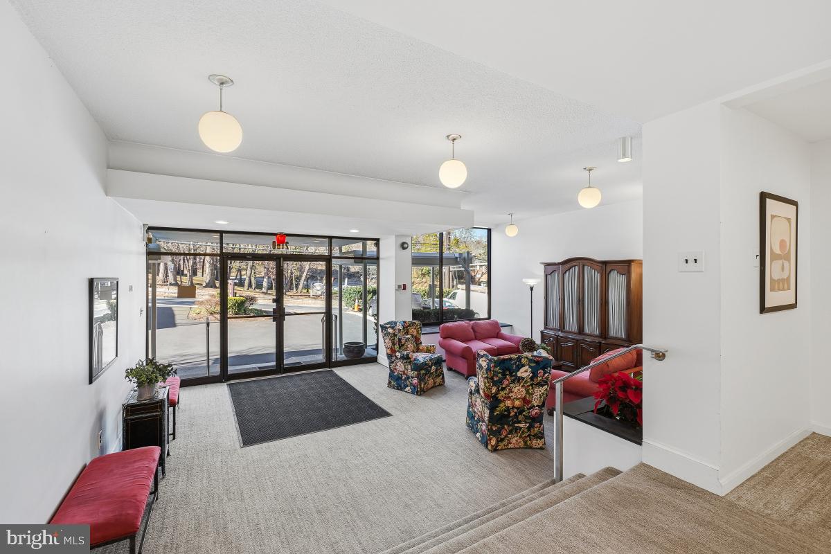 2100 Washington Avenue, Unit 9B Silver Spring, MD 20910 - Photo 30 of 60 Lobby View