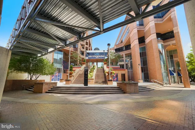 $325,000 | 2100 Washington Avenue, Unit 9B, Silver Spring, MD 20910