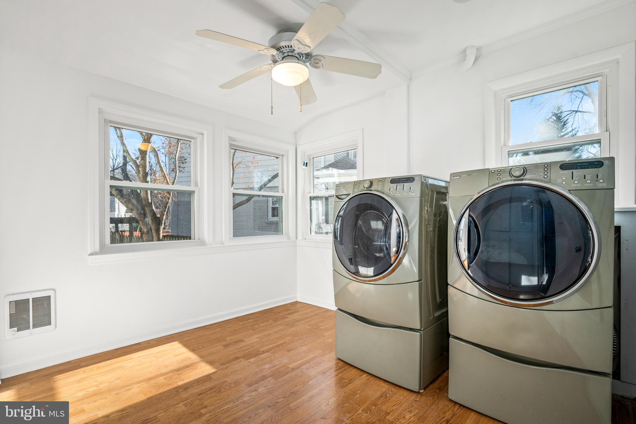 2700 Spencer Road Chevy Chase, MD 20815 - Photo 18 of 40 a view of a livingroom with washer and dryer