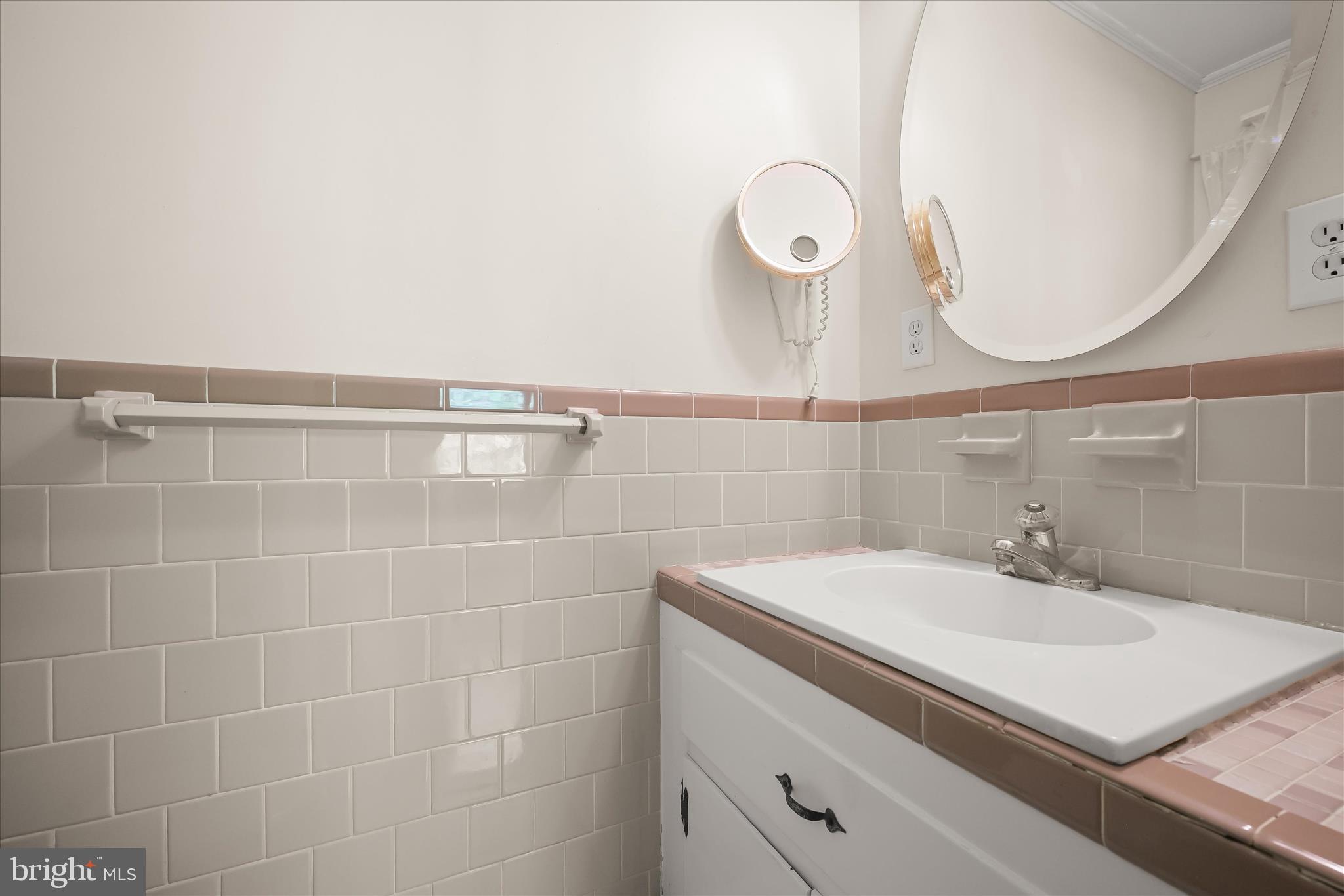 1915 Cherry Road Annapolis, MD 21409 - Photo 18 of 36 Primary Bedroom Half Bath