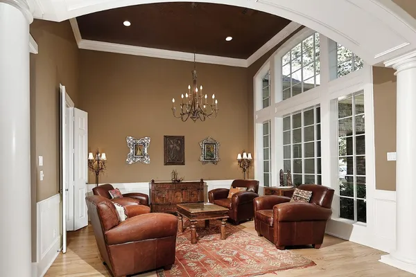 $1,865,000 | 122 East Bracebridge Circle, The Woodlands, TX 77382