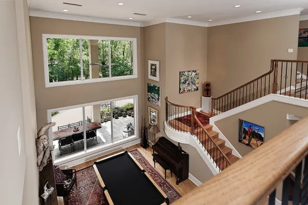 $1,865,000 | 122 East Bracebridge Circle, The Woodlands, TX 77382