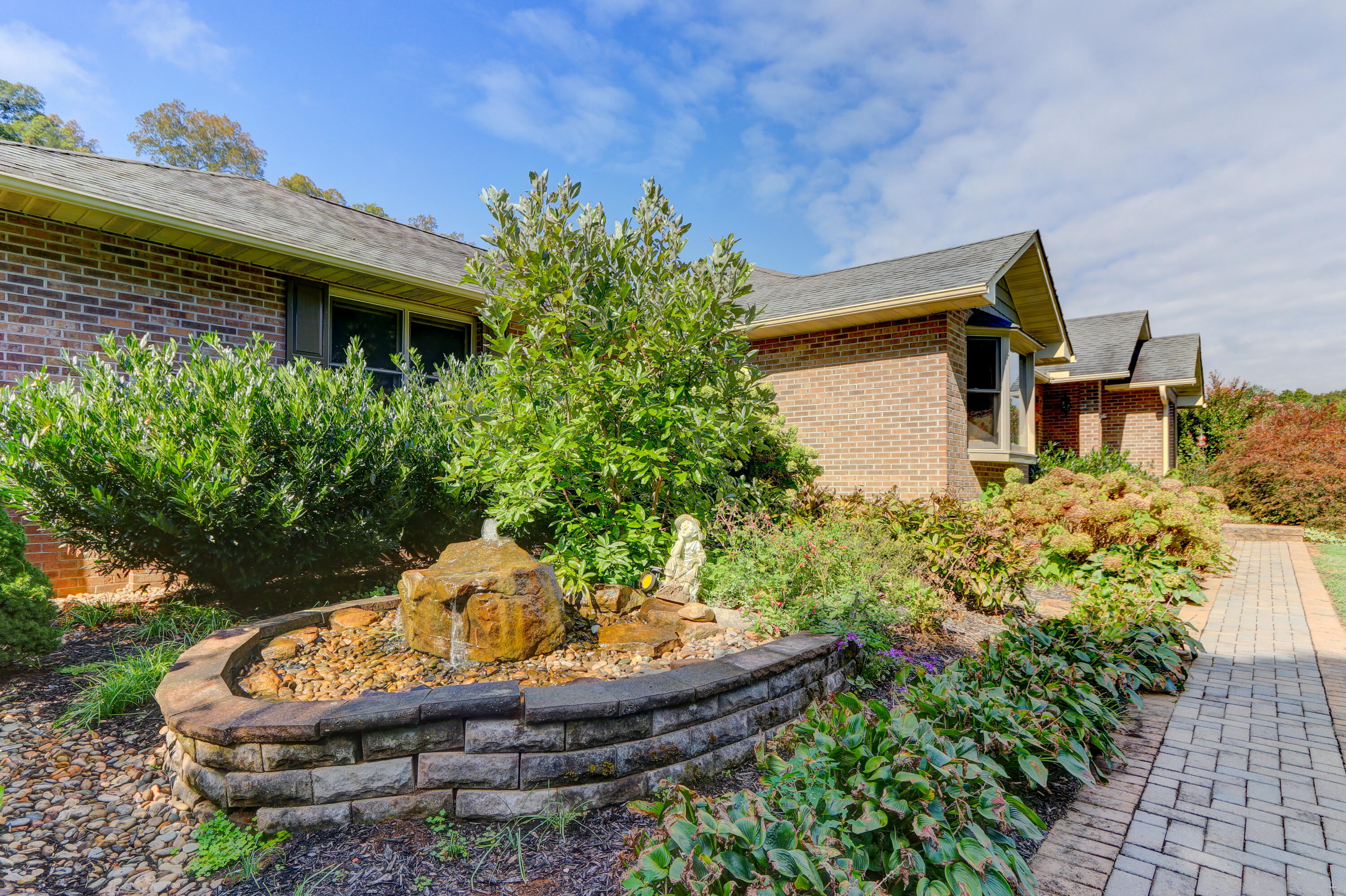 354 Fallen Oak Circle Seymour, TN 37865 - Photo 4 of 33 Positive Perceptions-3