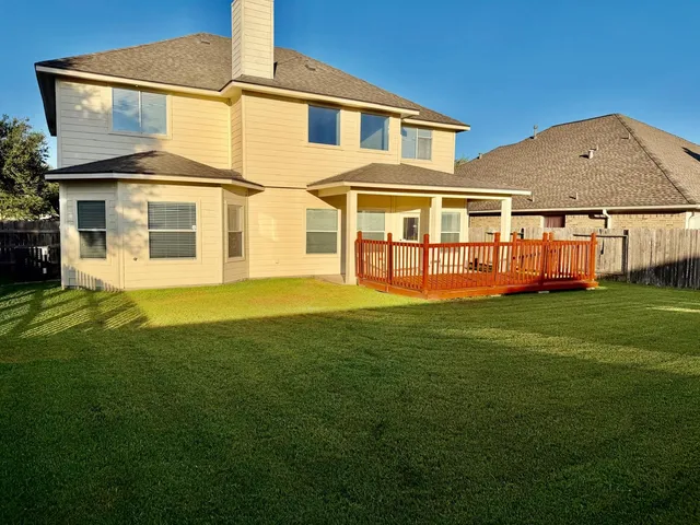 $2,750 | 6537 Canyon Mist Lane, League City, TX 77539