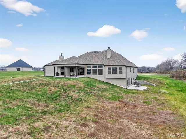 $1,299,000 | 212 Bluegrass Pasture Court, Wentzville, MO 63385