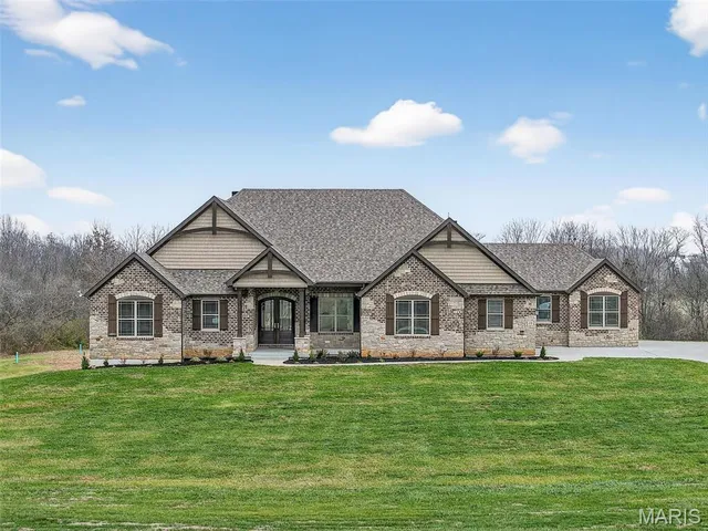 $1,299,000 | 212 Bluegrass Pasture Court, Wentzville, MO 63385