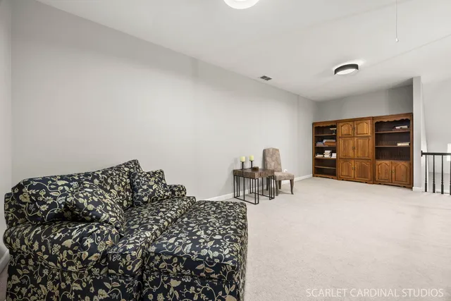 a view of a livingroom with furniture
