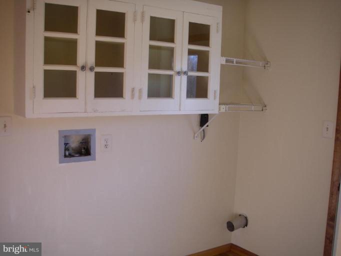 210 Gordon Road Fairfield, PA 17320 - Photo 8 of 19 a view of a door