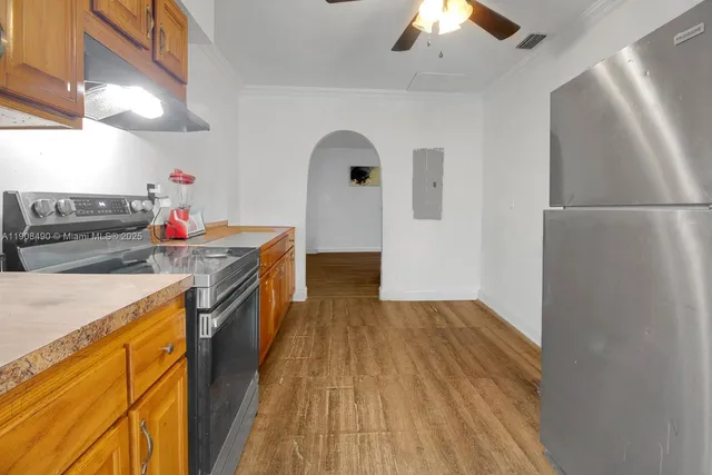 $725,000 | 643-645 Northeast 149th Street, Miami, FL 33162