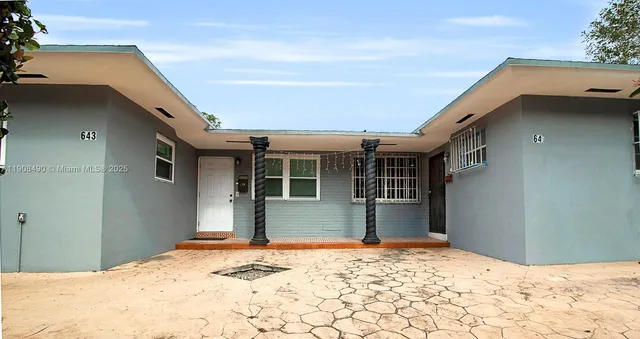 $725,000 | 643-645 Northeast 149th Street, Miami, FL 33162