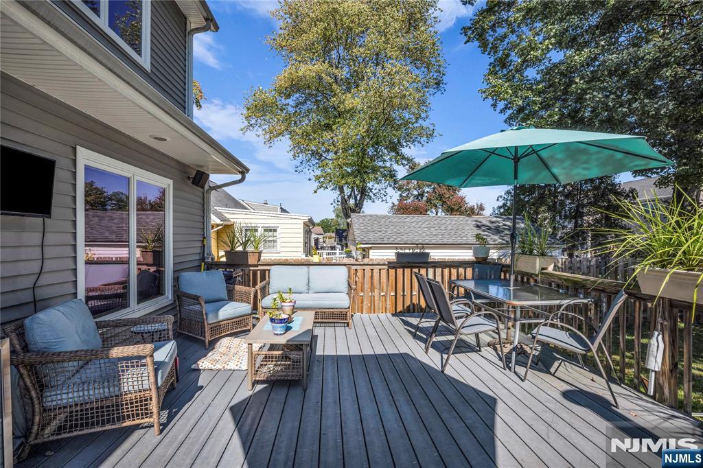 114 Lopez Road Cedar Grove, NJ 07009 - Photo 32 of 44 Gallery Image 32