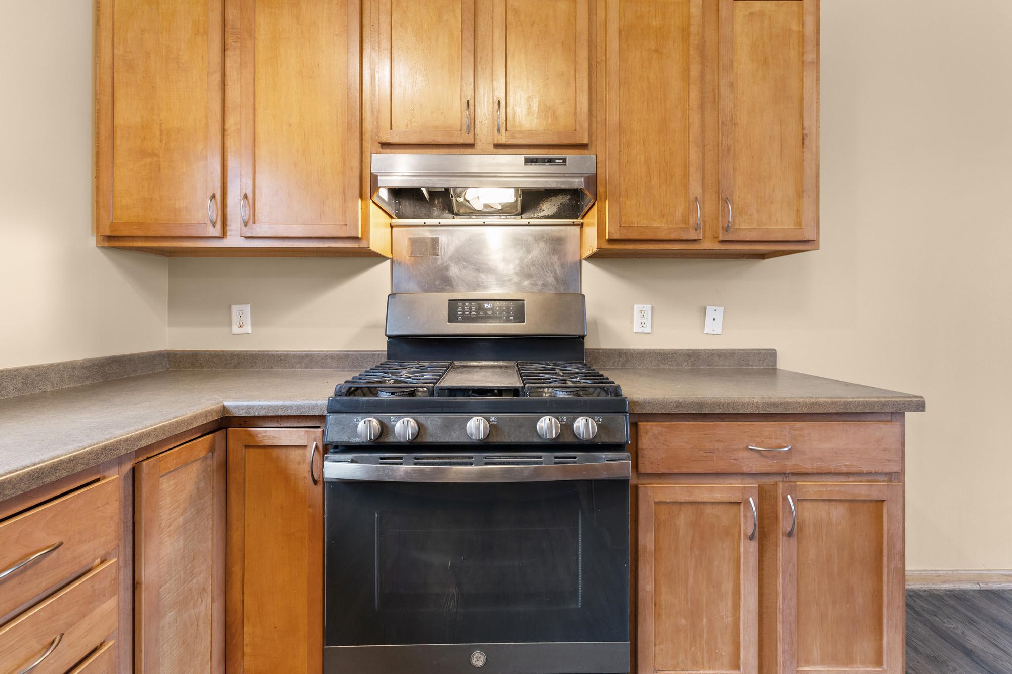 568 State Street, Unit C St. Paul, MN 55107 - Photo 15 of 41