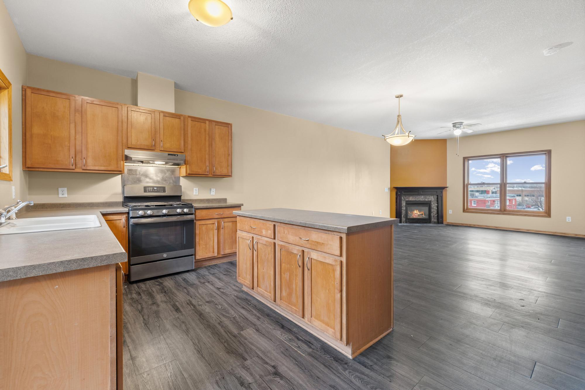 568 State Street, Unit C St. Paul, MN 55107 - Photo 16 of 41
