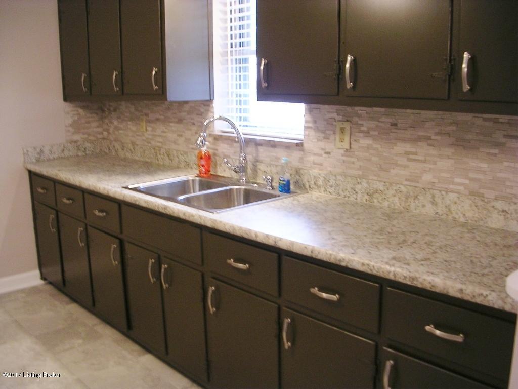 4763 Cane Run Road Louisville, KY 40216 - Photo 20 of 34 19