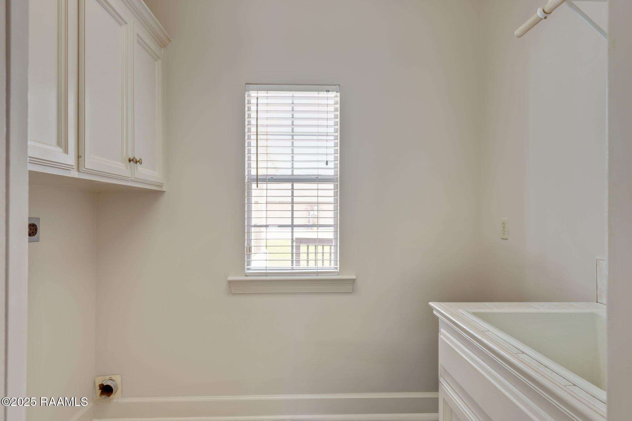 302 Geoffroy Street Erath, LA 70533 - Photo 19 of 31 19-web-or-mls-302 Geoffroy St-19