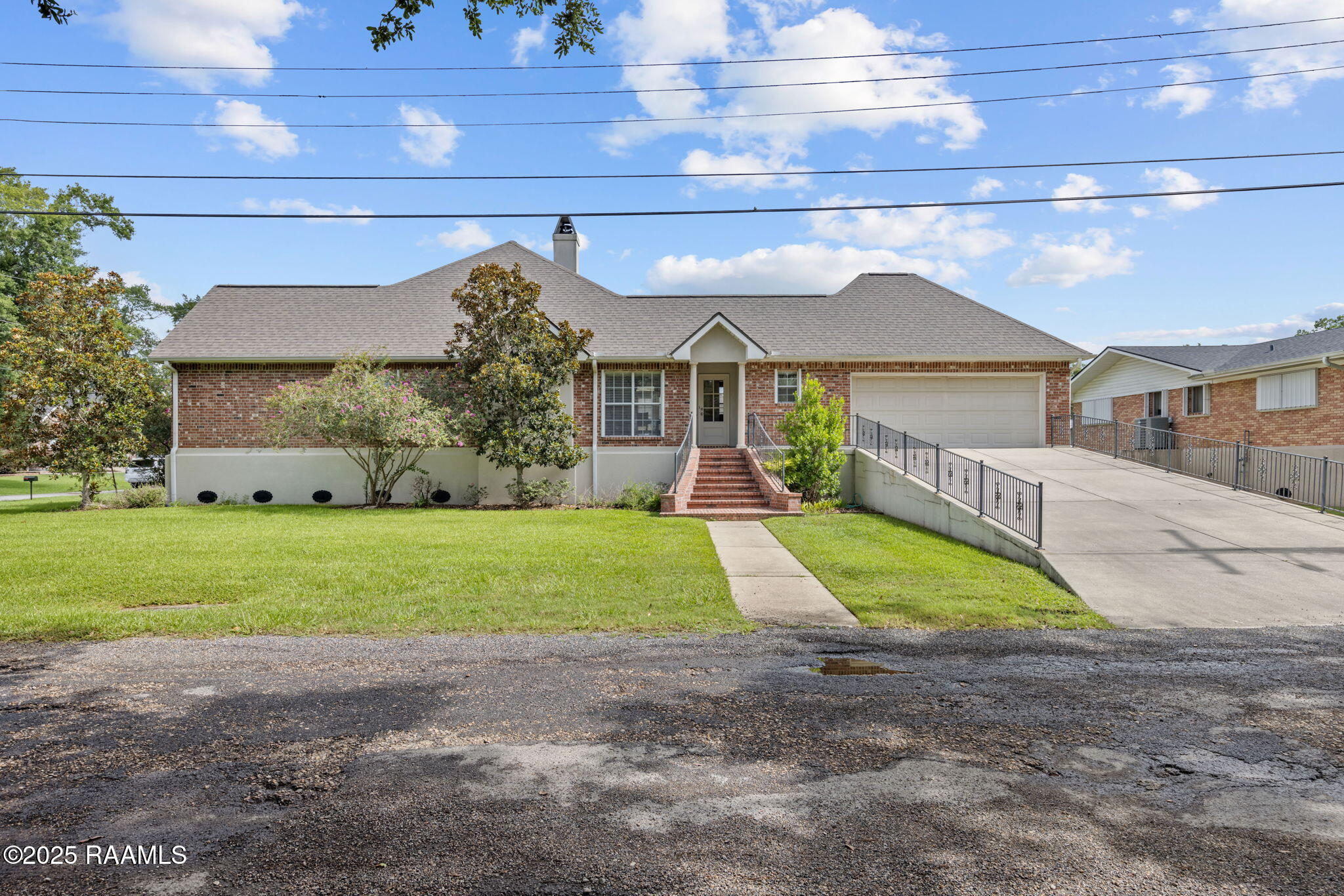 302 Geoffroy Street Erath, LA 70533 - Photo 3 of 31 3-web-or-mls-302 Geoffroy St-3