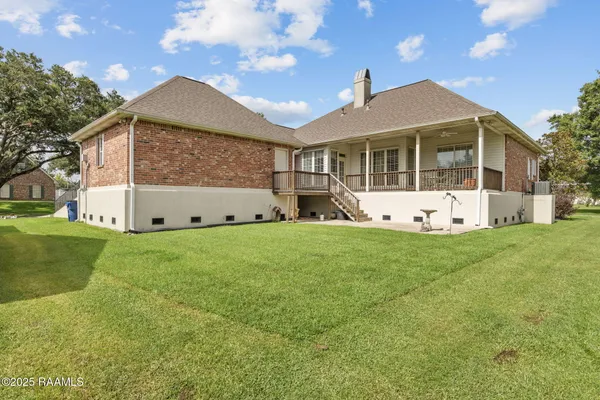 $275,000 | 302 Geoffroy Street, Erath, LA 70533