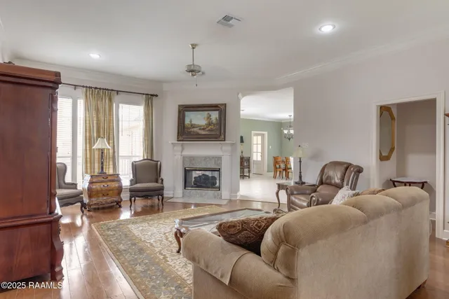 $275,000 | 302 Geoffroy Street, Erath, LA 70533