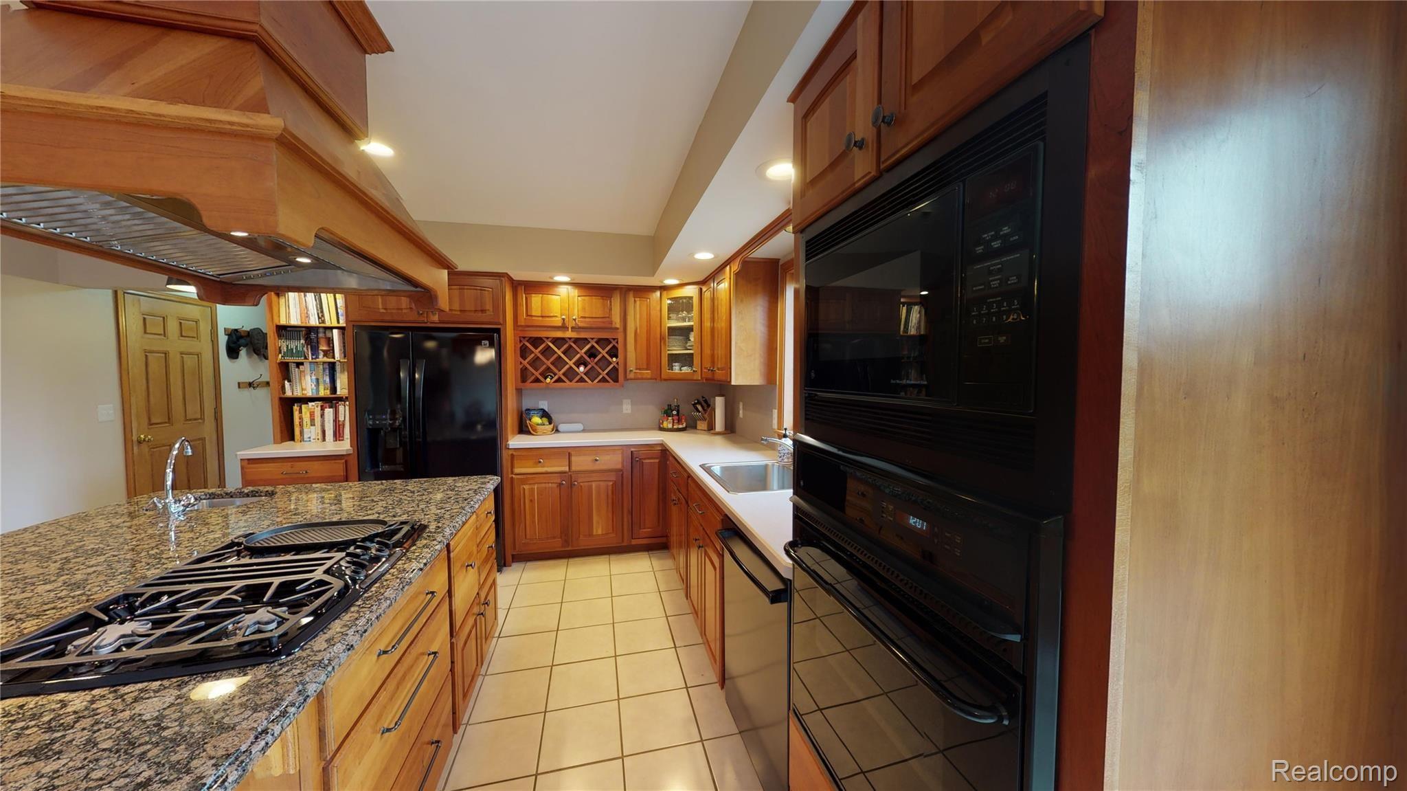 3485 East Sutton Road Dryden, MI 48428 - Photo 10 of 61 Kitchen 2.jpg