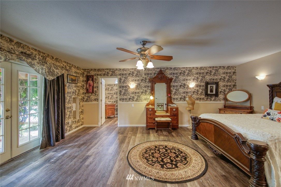 26736 Northwest Lofall Road Poulsbo, WA 98370 - Photo 14 of 39 Gallery Image 14