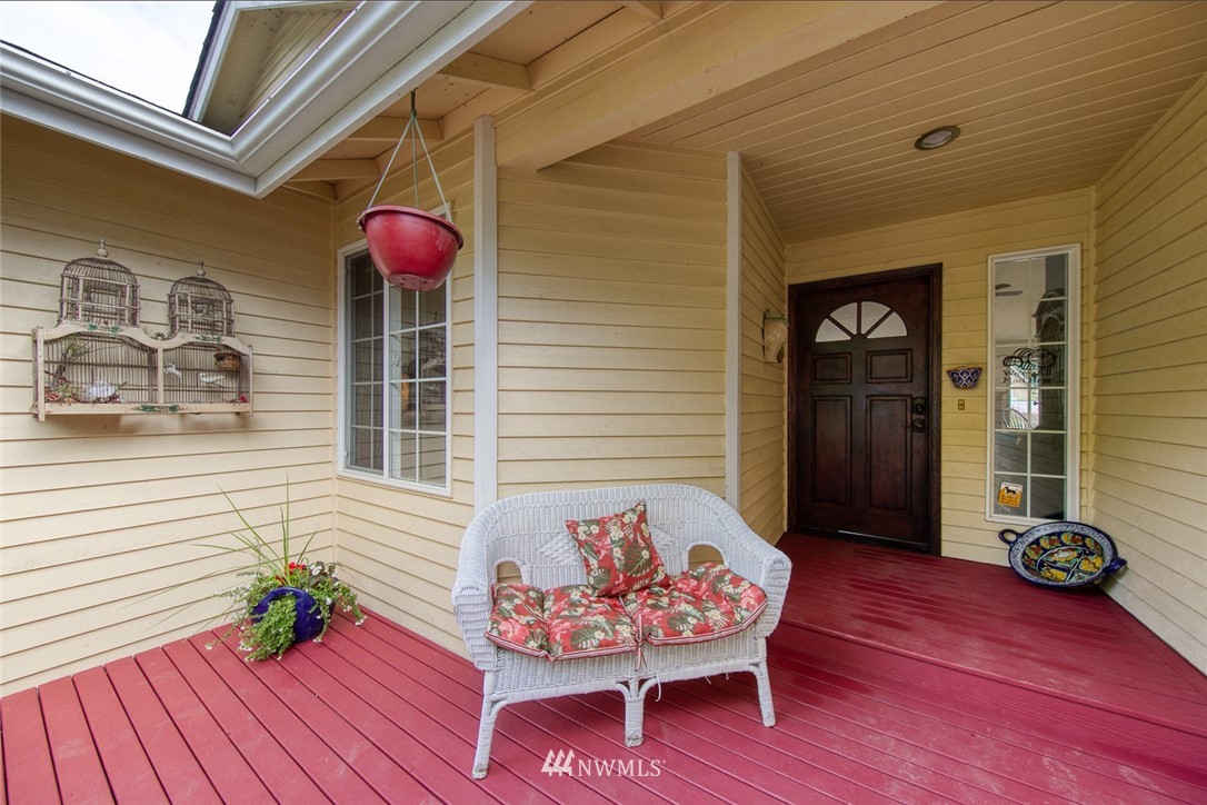 26736 Northwest Lofall Road Poulsbo, WA 98370 - Photo 3 of 39 Gallery Image 3